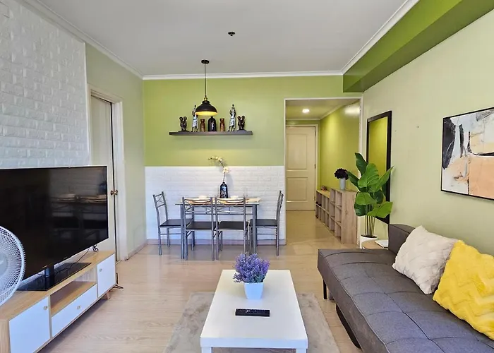 South Of Market Near High Street Bgc Classy & Stylish Studio, Location With View شقة *